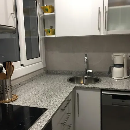 Vivalidays Joan - - Costa Brava Apartment *